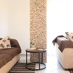 Luxury Stone House Vila *