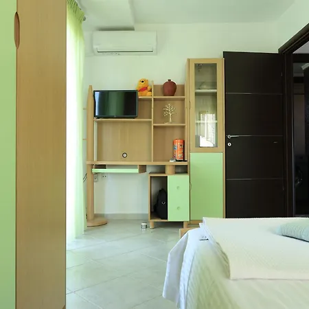 Villa Luxury Stone House Nea Poteidaia